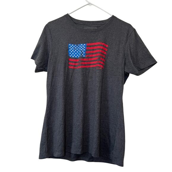Eddie Bauer Women’s   Short Sleeve American Flag Distressed Graphic Tee Sz XL - Picture 1 of 6